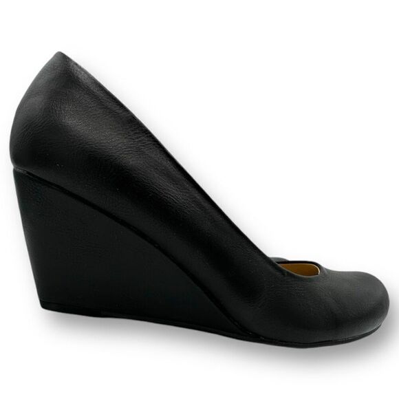 NWOT CL By Laundry Womens Nima Closed Toe Wedge Heels Black Size 10 - Picture 1 of 10